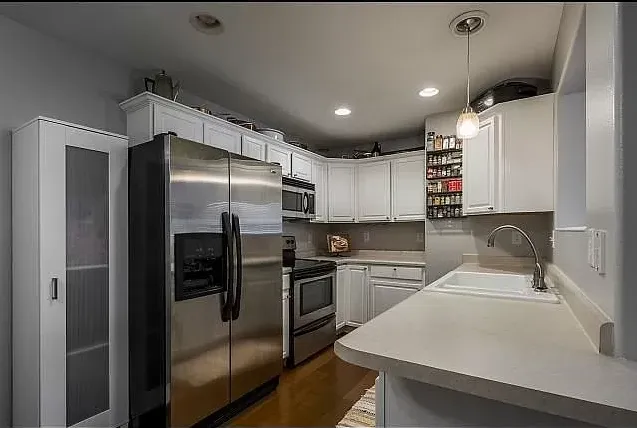 Property thumbnail image