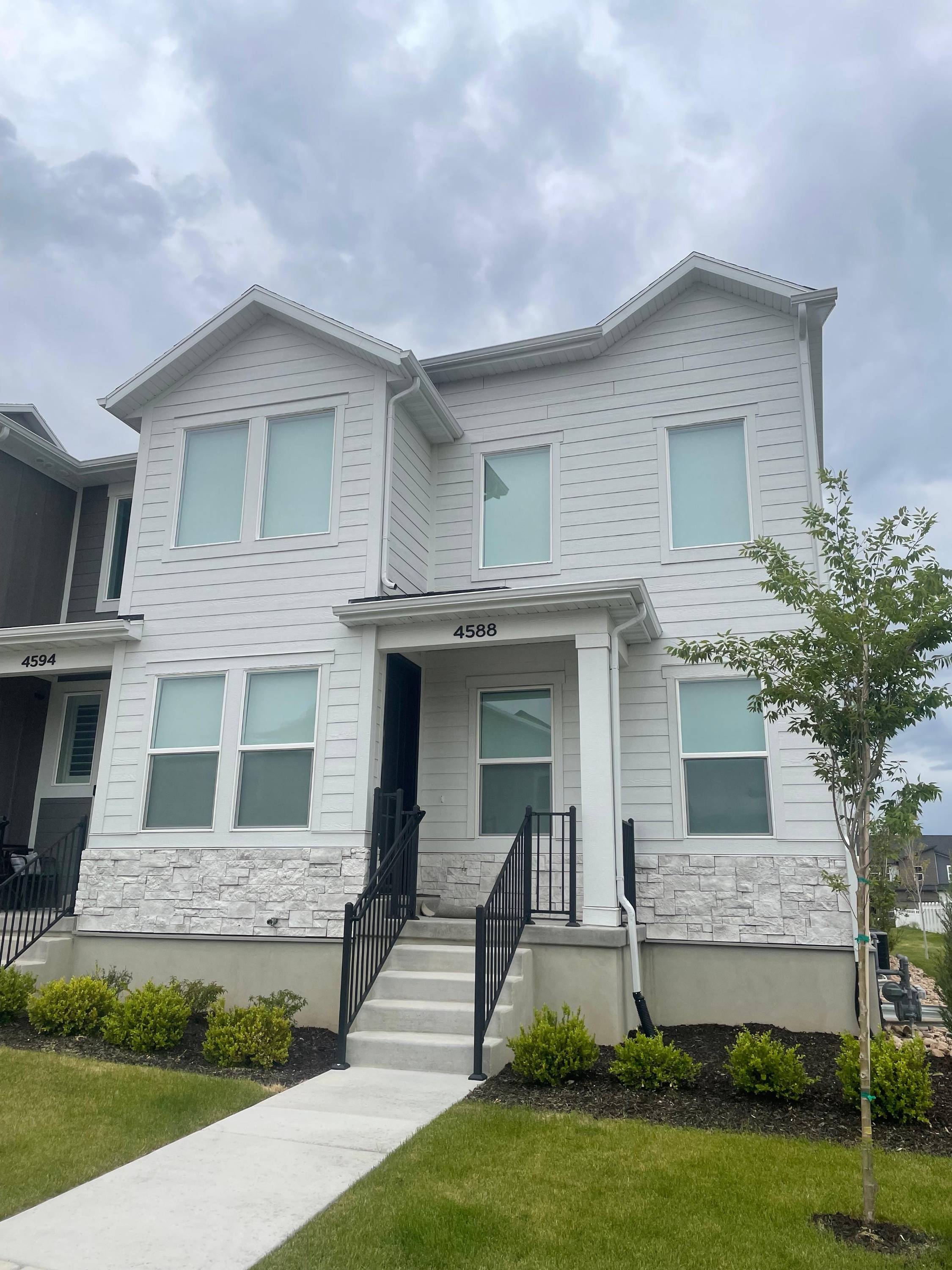 4588 W Ledger Drive