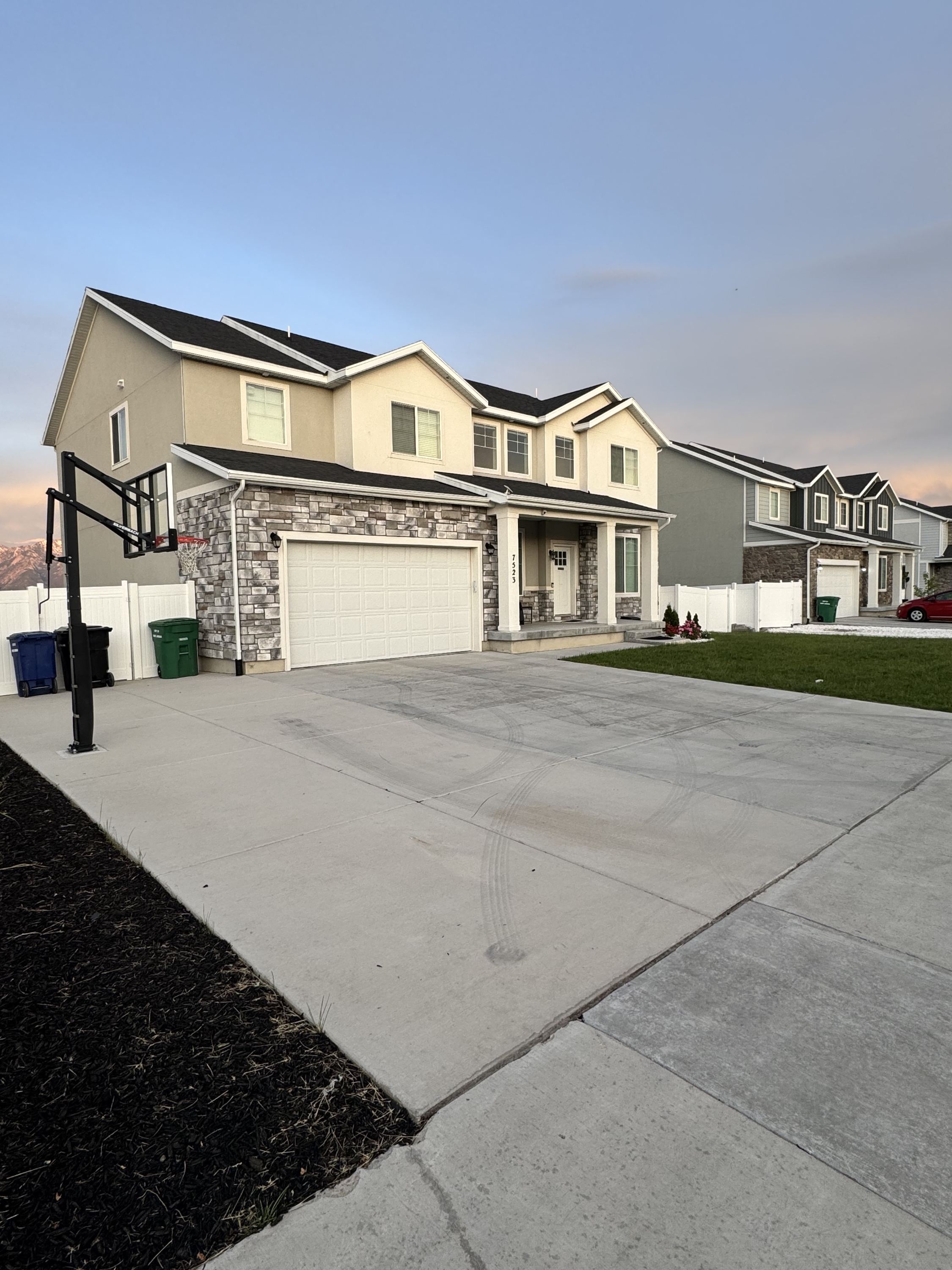 Property thumbnail image