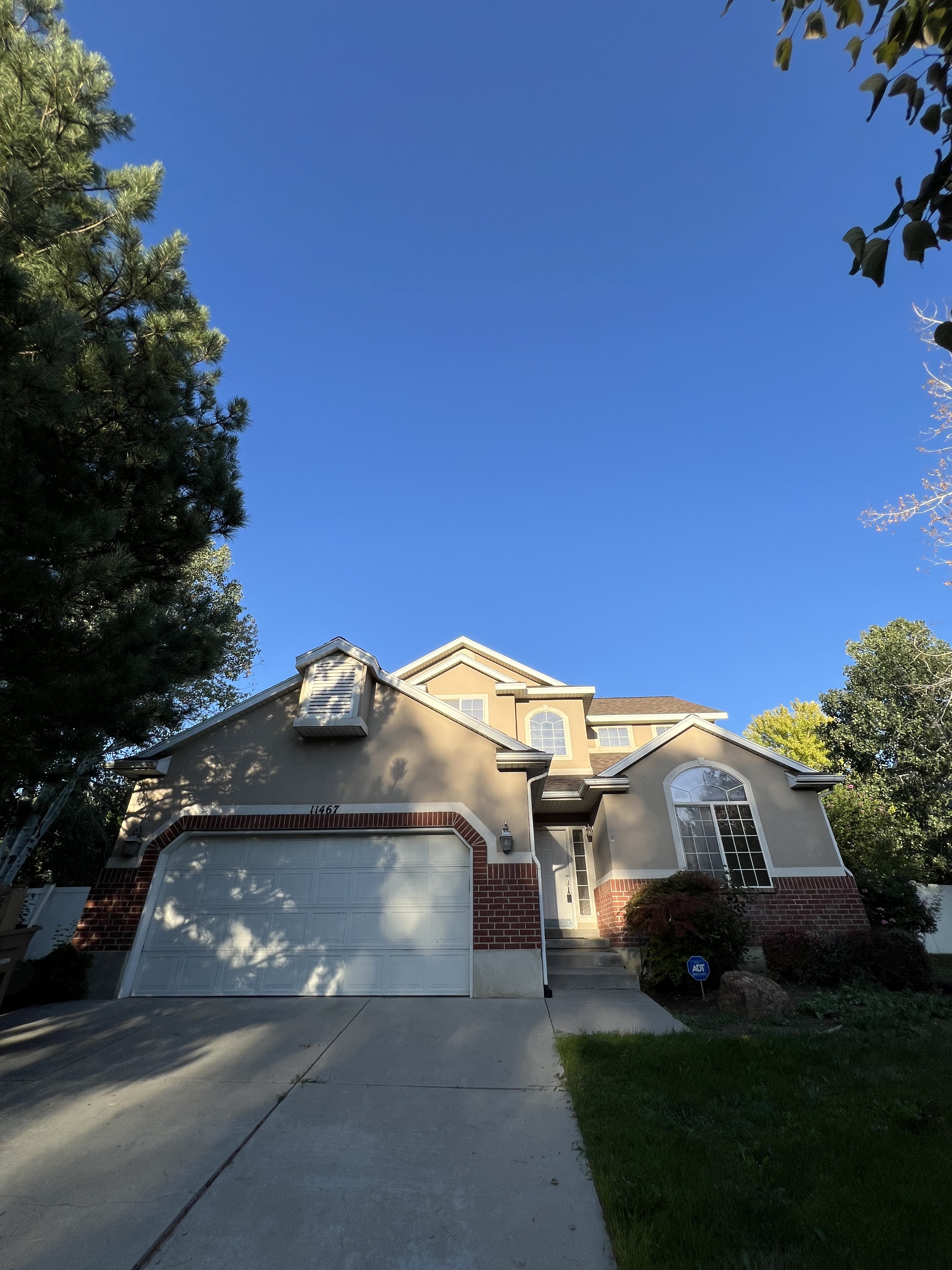 11467 S Loganberry Court