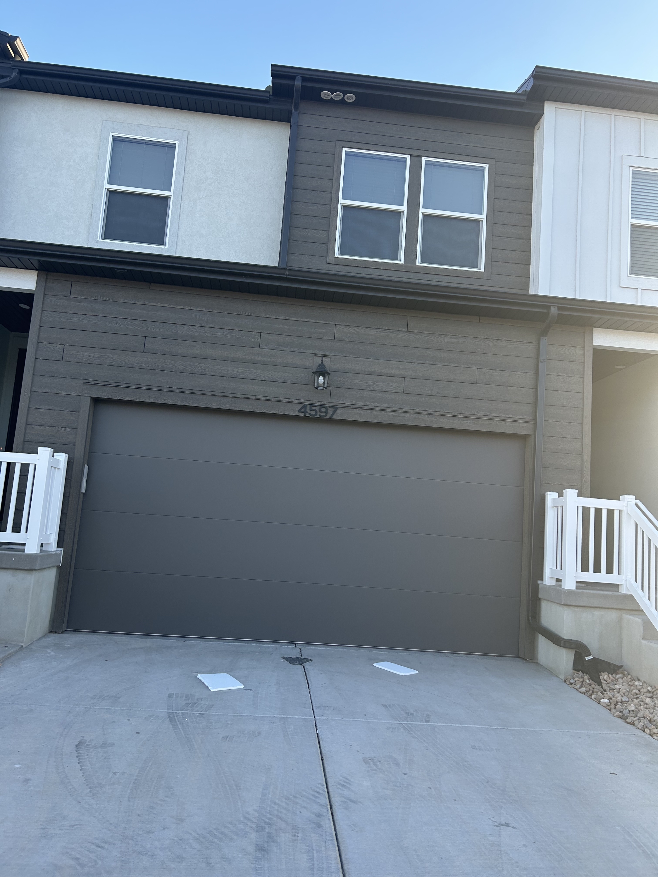 4597 W Hemsworth Lane